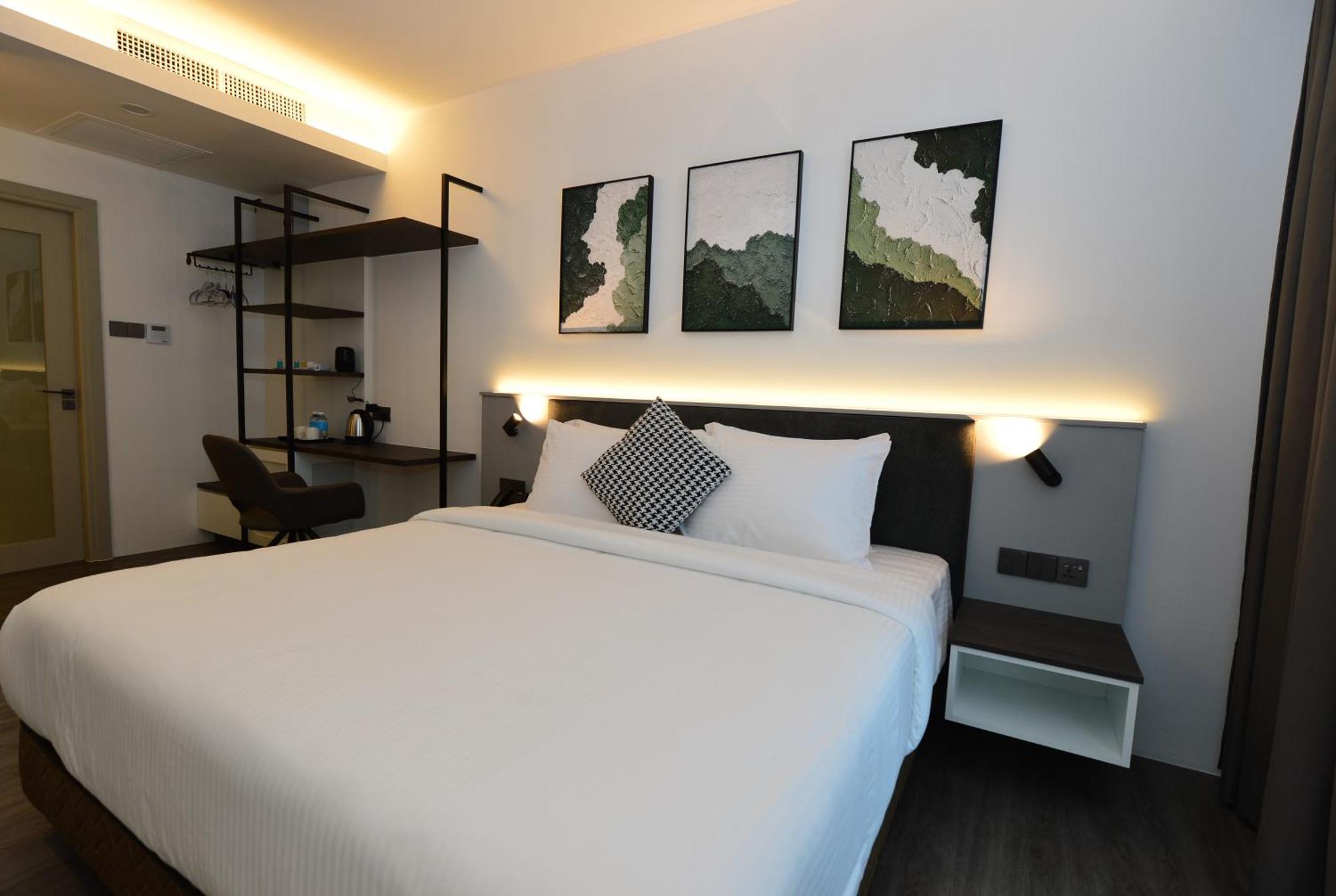 Rume Hotel Кучинг Экстерьер фото