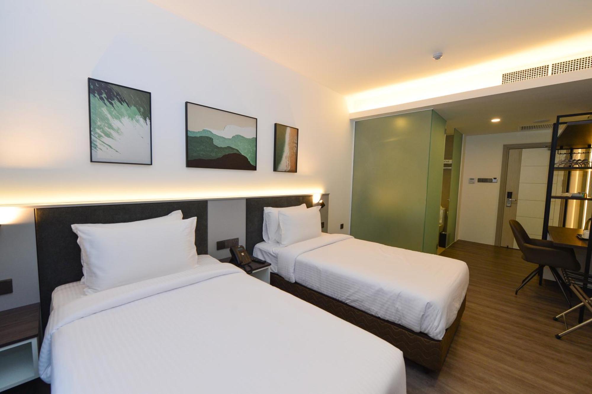 Rume Hotel Кучинг Экстерьер фото